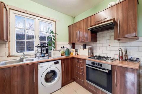 158 Risley Avenue, London, N17 7ER
