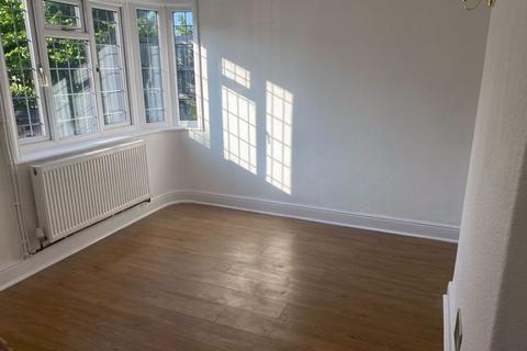 2 Dovedale Road, Kingsley, Stoke-on-trent, ST10 2AD