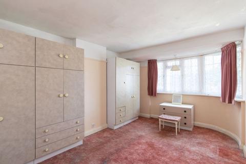 Lyndhurst Bickley Road, Bromley, BR1 2NF