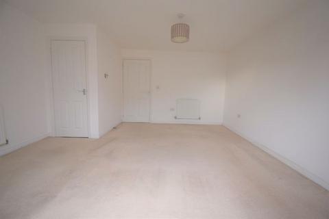 3 bedroom mews to rent - Plank Lane, Leigh