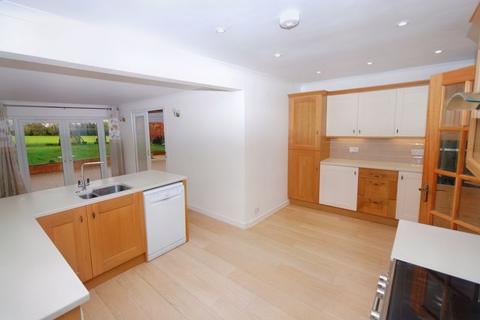 Treetops Frome Road, East Horrington, Wells, BA5 3DP