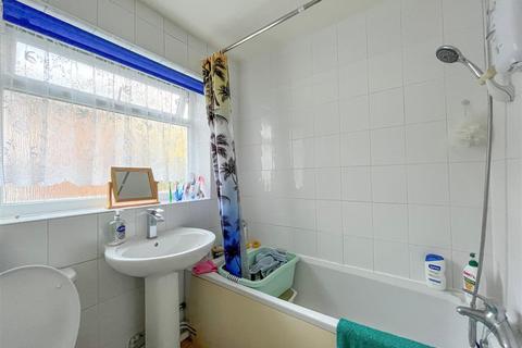 4, Carlton Court Eastbury Road, Watford, WD19 4QA