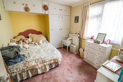 80 The Maples, Harlow, CM19 4RA