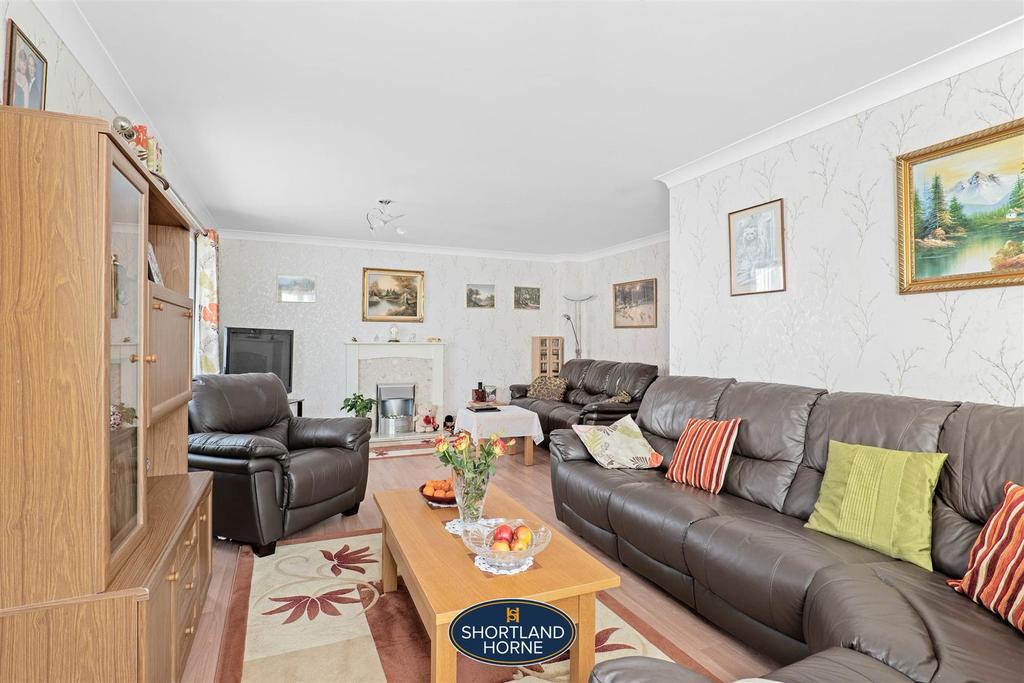 Poundgate Lane, Westwood Heath, Coventry 3 bed detached house £500,000