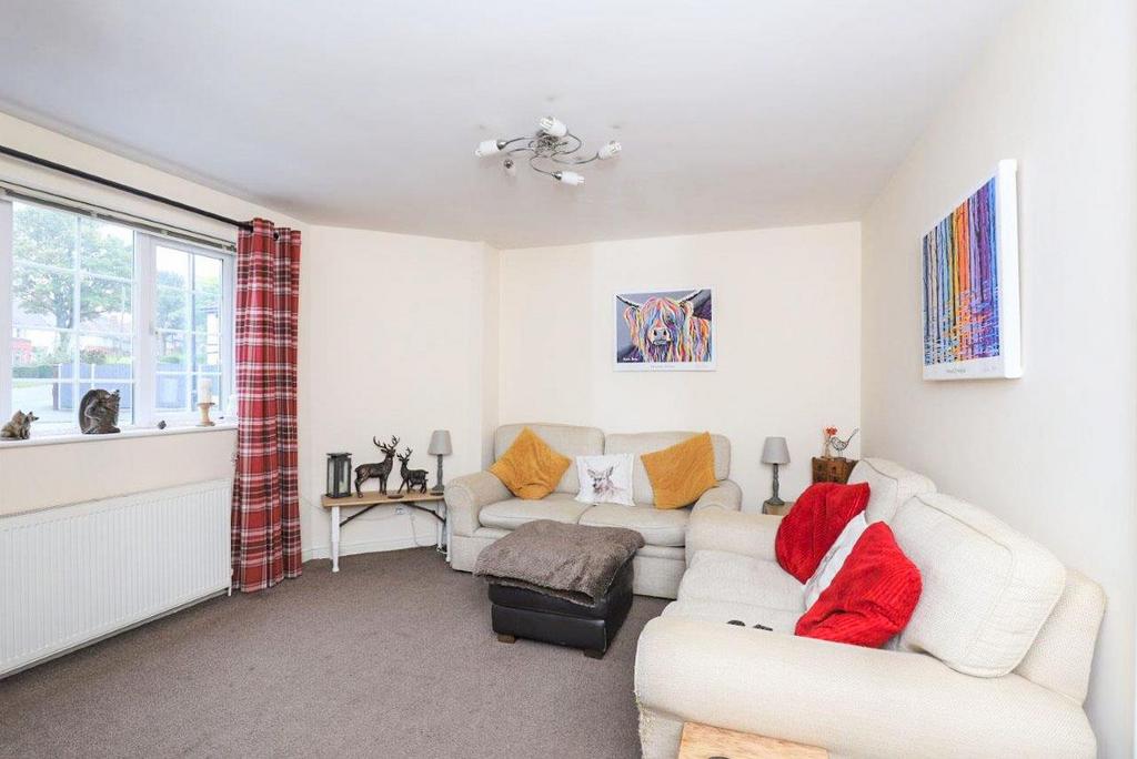 Annesley Road, Greenhill, Sheffield, S8 7SB 3 bed flat £150,000