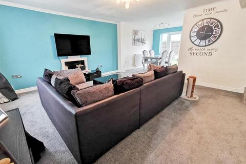 1 Victoria Drive, Great Wakering, Southend-on-sea, SS3 0AT