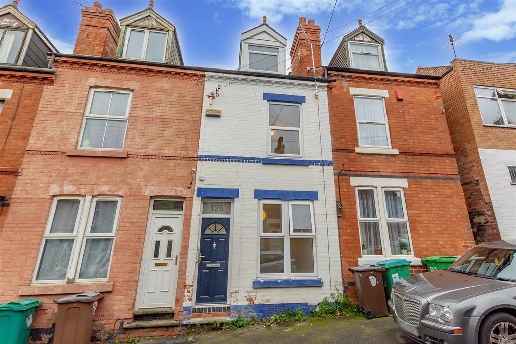 Harcourt Road, Forest Fields 2 bed terraced house for sale £140,000