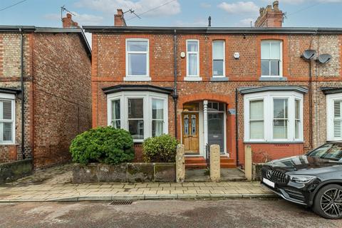 6 Arnside Grove, Sale, M33 6HH