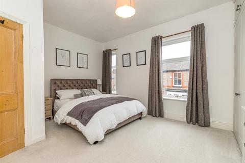 6 Arnside Grove, Sale, M33 6HH