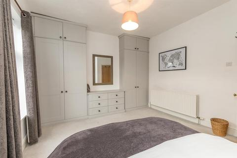 6 Arnside Grove, Sale, M33 6HH