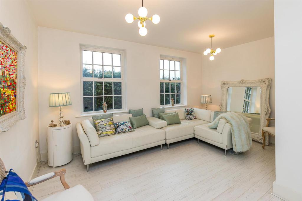 1st Floor Sitting Room/Bedroom Two