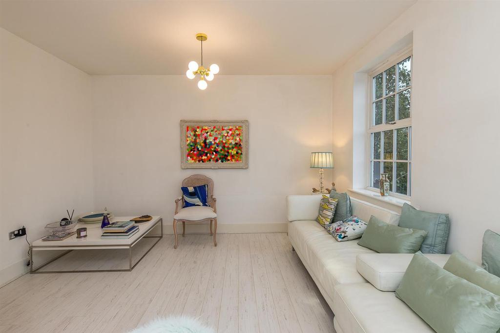 1st Floor Sitting Room/Bedroom Two