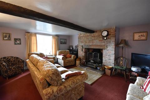 undefined, Moorhouse, Newark