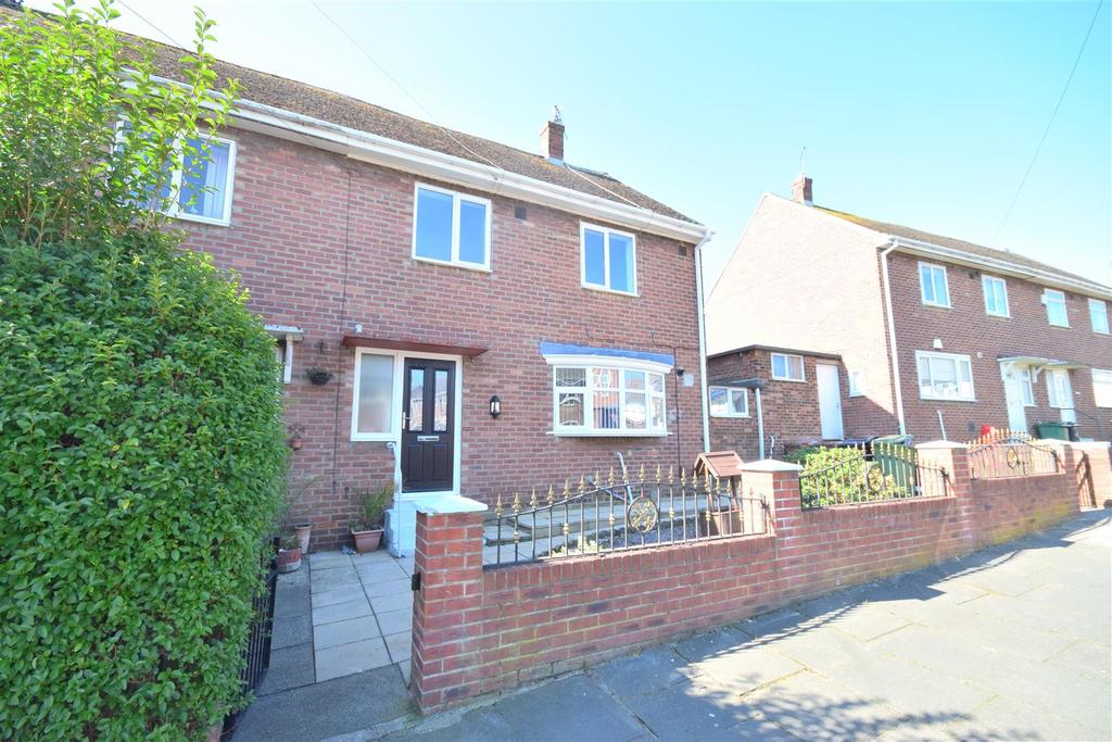 Toronto Road, Thorney Close, Sunderland 3 bed semi-detached house - £ ...