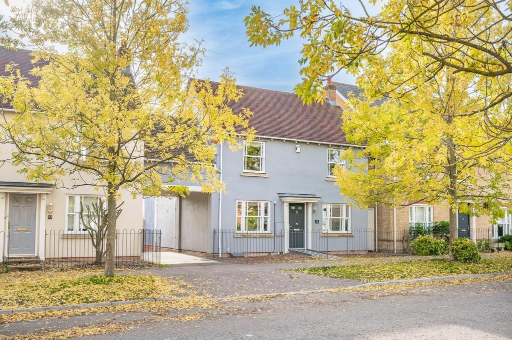 Baynard Avenue, Flitch Green, Dunmow 3 bed link detached house for sale