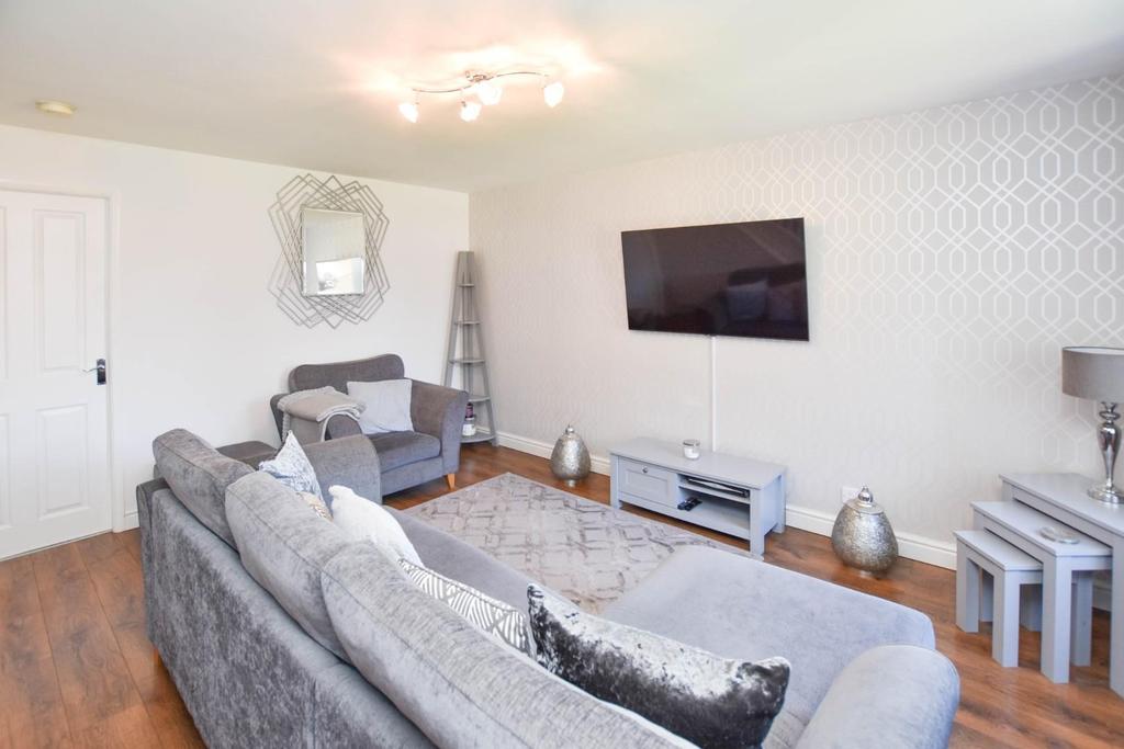 Gladden Hey Drive, Winstanley, Wigan... 3 bed semidetached house £