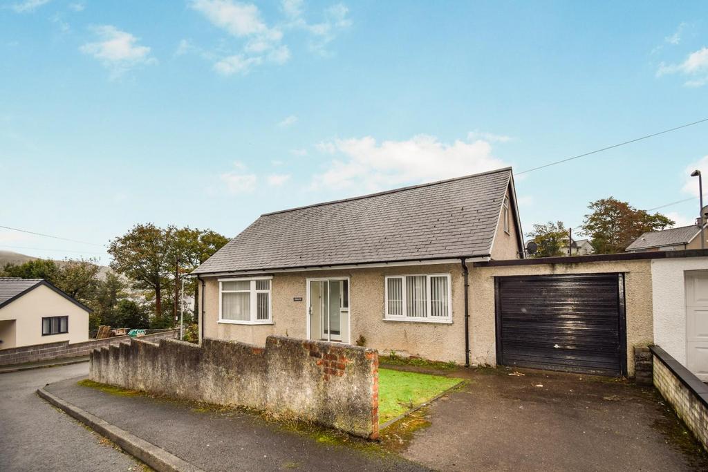 The Crescent, Porthmadog 4 bed detached house for sale £265,000