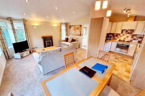 2 bedroom chalet for sale, Willow Bay Country Park, Whitstone