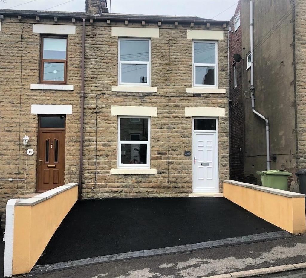 Walker Street, Earlsheaton, Dewsbury 2 bed terraced house £650 pcm (£