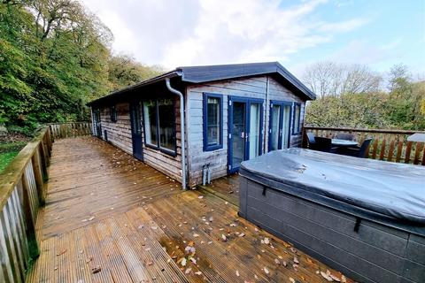 2 bedroom chalet for sale, Willow Bay Country Park, Whitstone
