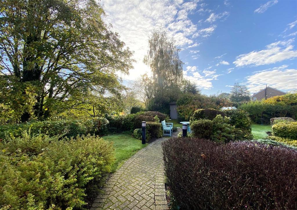 32 Lavington Court, Underhill Street, Bridgnorth 1 bed retirement