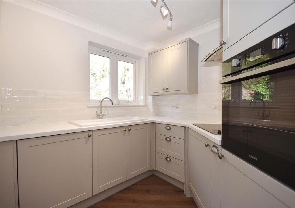 32 Lavington Court, Underhill Street, Bridgnorth 1 bed retirement