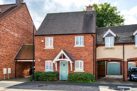 4 bedroom townhouse for sale, Stanham Close, Wombourne, Wolverhampton