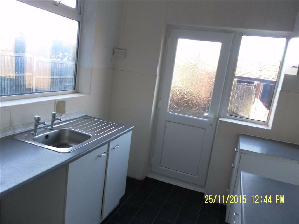Scarsdale Street, Carr Vale, Bolsover, S44 2 bed terraced house for