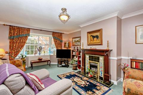 Chicory Lodge Common Road, Dunnington, York, YO19 5NG
