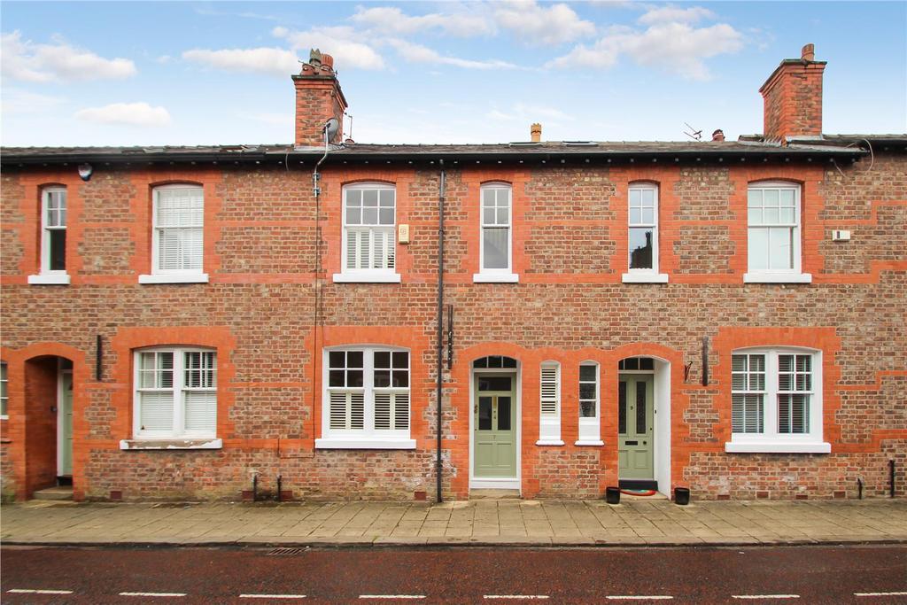 York Street, Altrincham 3 bed terraced house £1,450 pcm (£335 pw)