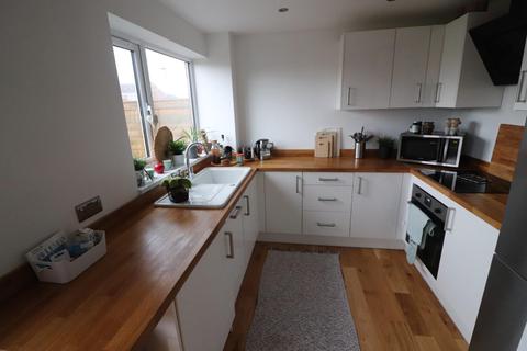 98 Littledean, Yate, Bristol, BS37 8UH
