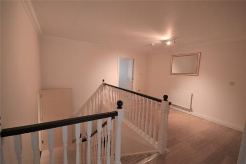 3 bedroom apartment to rent - Henry Laver Court, Colchester, CO3