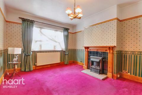 14 Harley Close, Wembley, HA0 4UJ