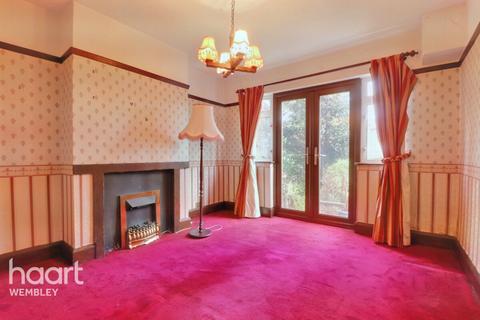 14 Harley Close, Wembley, HA0 4UJ