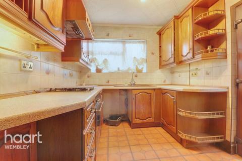 14 Harley Close, Wembley, HA0 4UJ