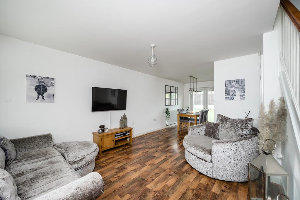 Chelford Road, Eccleston, St Helens, WA10 3 bed semidetached house £