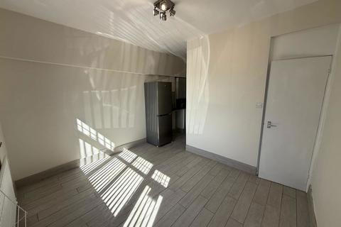 undefined, Kenton, Middlesex, HA3 3UB