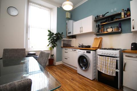 2 bedroom flat to rent, Maxwell Road, Pollockshields, Glasgow, G41