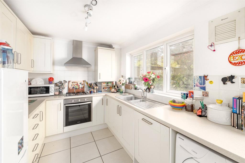 Preston Paddock, Rustington... 3 bed bungalow £600,000