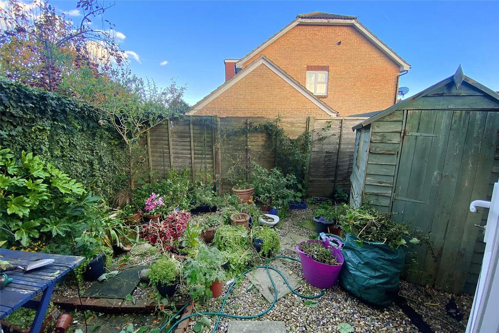 Buttermere Way, Littlehampton, West Sussex 1 bed end of terrace house £235,000