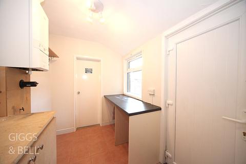 73 Hartley Road, Luton, LU2 0HY