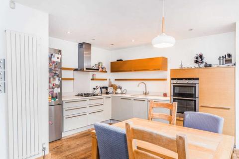 10 Falconer Road, Bushey, WD23 3AD