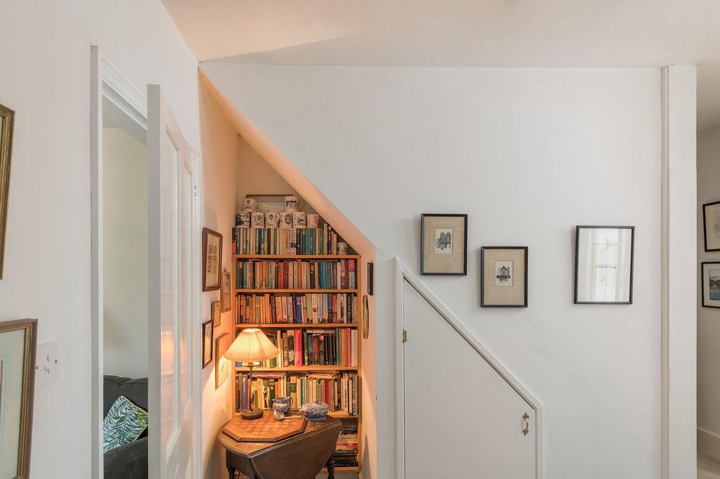 Understairs Summerland Kingswear