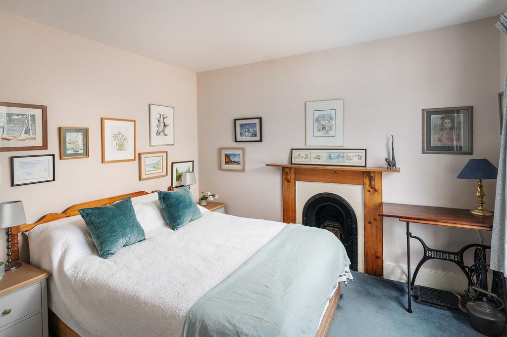 Main Bedroom Summerland Kingswear