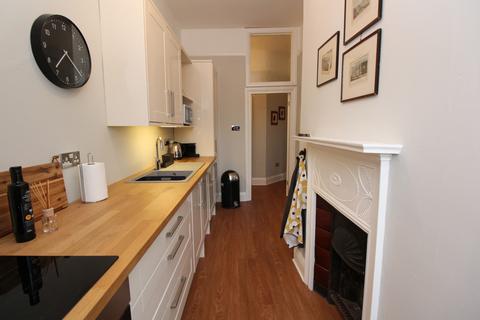 2 bedroom apartment to rent, Station Road, Ashley Cross