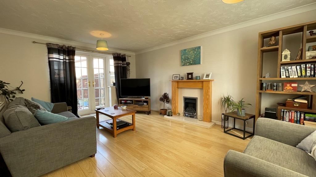 Welland Place, Ely 3 bed end of terrace house £359,950