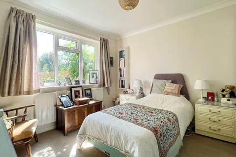 15 Bentham Way, Ely, CB6 1BS