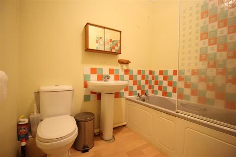 Flat 1, 14 Forest Road, Bordon, GU35 0BH