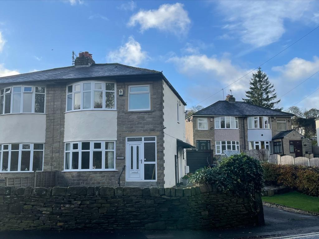 Mill Lane, Oxenhope BD22 3 bed semidetached house to rent £995 pcm (£230 pw)