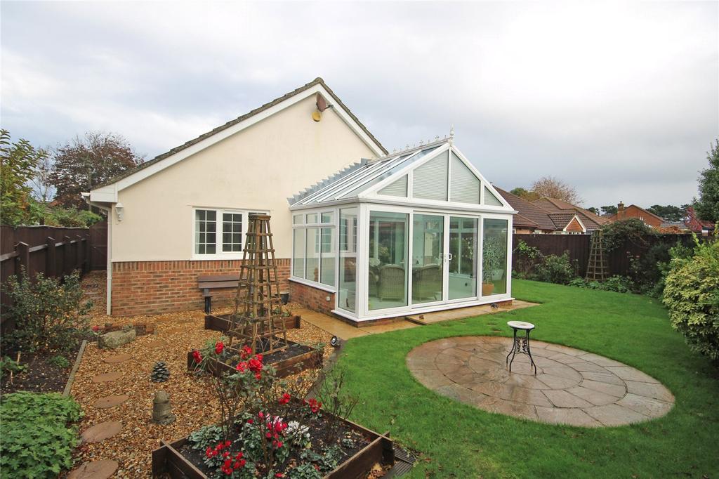 Highlands Road, Barton on Sea, New... 4 bed bungalow £799,950